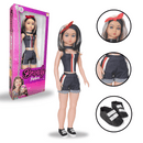 Boneca Brandy Passeio Estilosa 75cm com Faixa na Cabeça e Sapato de Brilho Super Fashion Menina